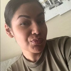 Meet your Posher, Priscilla